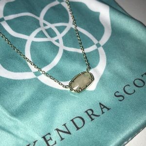 Kendra Scott Elisa Pendant